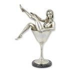 Bronzefigur nackte Frau in einem Cocktailglas, UNA SCULTURA IN BRONZO DI UNA DONNA IN UN BICCHIERE DA COCKTAIL