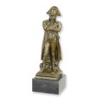 Bronzefigur Napoleon Bonaparte, H. 30,5 cm, Geschichtsfigur, Männerfigur, Sammlerfigur, A BRONZE SCULPTURE OF NAPOLEON