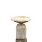 Naturstein, Steinfigur, Paar Steinschalen auf Sockel, Gartendekoration