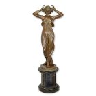Bronzefigur Frau im Jugendstil, H. 121 cm, Gartenskulptur, Frauenfigur, A BRONZE ART NOUVEAU SCULPTURE OF A LADY