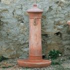 Impruneta Terracotta, Fontanella, designed by Antonella Andrei, kleiner Brunnen
