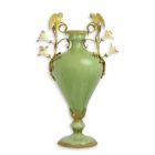 Porzellanvase mit Bronzeanteilen, Bodenvase, Porzellanamphore, A BRONZE MOUNTED PORCELAIN VASE