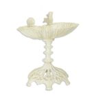 Gusseisenvogelbad, A CAST IRON BIRD BATH