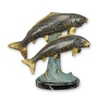 Bronzefigur Koi, H. 49 cm, Fischfigur, Gartenfigur, A BRONZE SCULPTURE OF TWO KOI