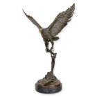 Bronzefigur Adler im Flug, Höhe 49,9 cm, Tierfigur, Dekofigur, Skulptur, Gartenfigur, A BRONZE SCULPTURE OF AN EAGLE IN FLIGHT