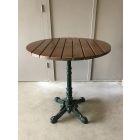 Betawi, Teak, Holztisch mit Fuß aus Gusseisen, Gartentisch