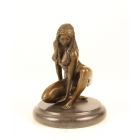 Bronzefigur weiblicher Akt, Nacktfigur, Sammlerfigur, A BRONZE SCULPTURE OF A FEMALE NUDE