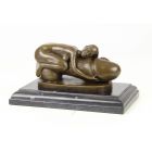 Erotische Bronzefigur schlafende, nackte Frau auf Phallus, Nacktfigur, Erotikfigur, A BRONZE SCULPTURE OF A WOMAN EMBRACING A PHALLUS