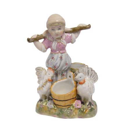 Porzellanfigur mit Zahnstocherbehälter,  A FIGURAL PORCELAIN TOOTHPICK-STAND