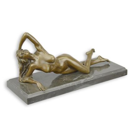 Erotische Bronzefigur liegende nackte Frau