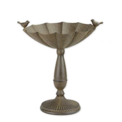 Eisen-Vogelbad auf Ständer, AN IRON BIRD BATH ON STAND