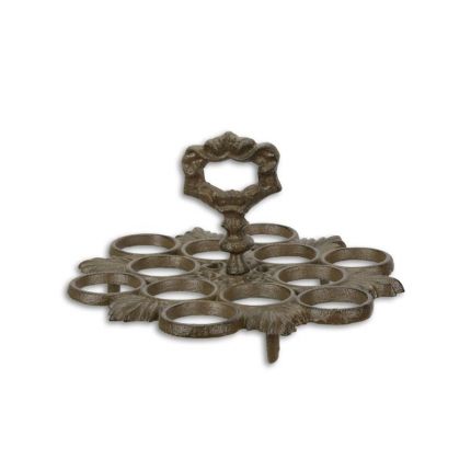 Gusseisen-Eierhalter, A CAST IRON EGG STAND