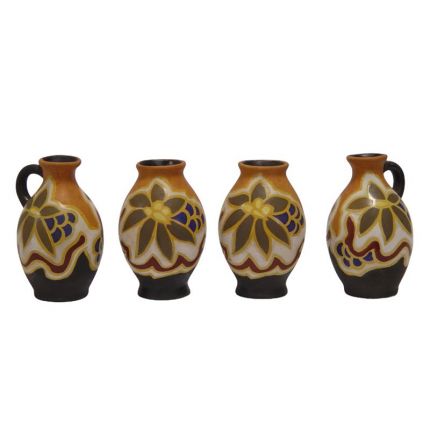 4er-Set Krüge und Vasen aus Keramik, A SET OF 4 DUTCH STYLE EARTHENWARE VASES