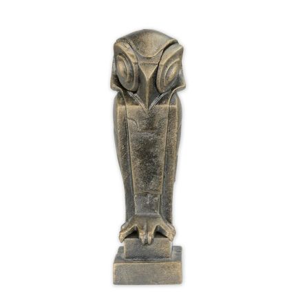 Gusseisentierfigur Eule, A CAST IRON STATUE OF AN OWL
