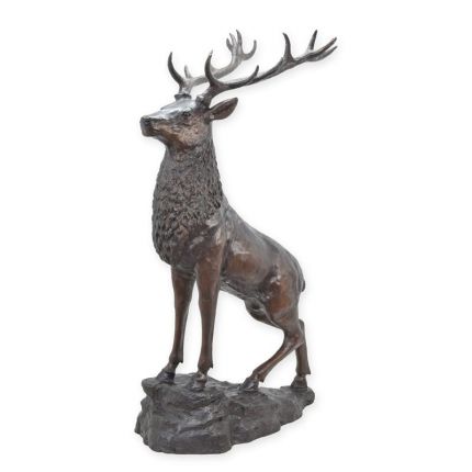 Bronzefigur Hirsch, A BRONZE SCULPTURE OF A DEER