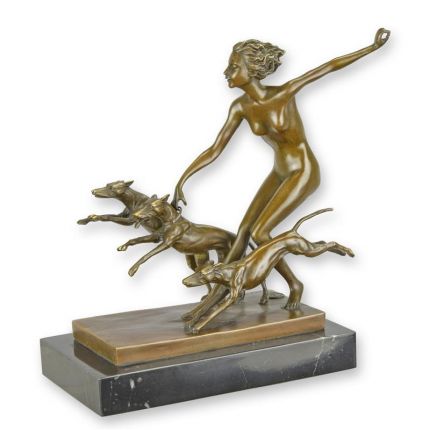 Bronzefigur "Frühlingsspaß" - nackte Frau mit drei Hunden - H. 22,9 cm