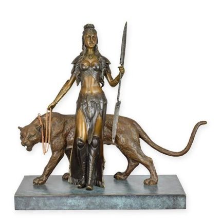 Bronzefigur Amazonenkriegerin mit Panther