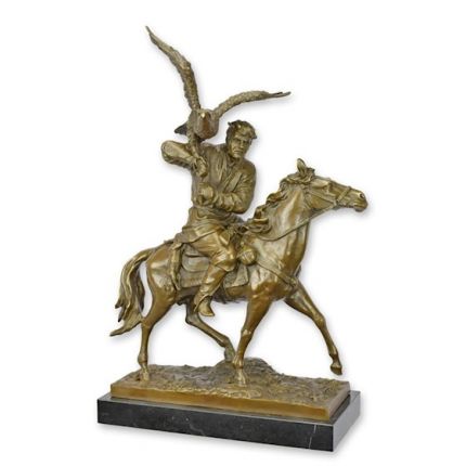 Bronezfigur Reiter mit Pferd und Falke - H. 67,5 cm 