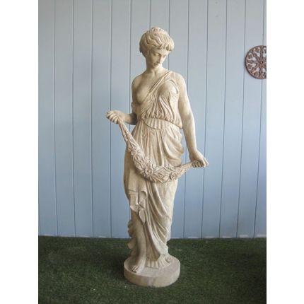 Naturstein, Steinfigur, Frau mit Girlande, Figur, Gartenfigur, Statue