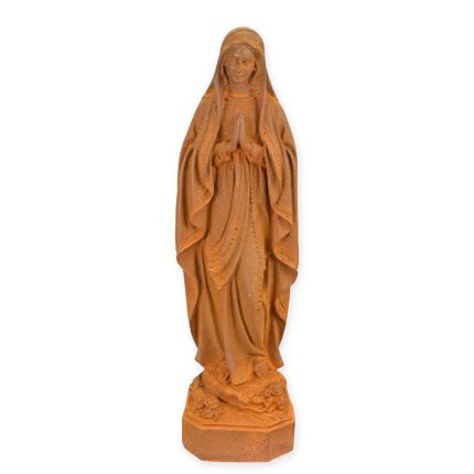 Gusseisenfigur Madonna, rostfarben, A RUSTY CAST IRON FIGURINE OF MARY
