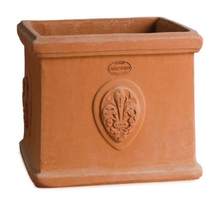 Impruneta Terracotta, Cassetta Quadrata Giglio, Blumenkasten, quadratisch, verziert, Liliendekor, Vierecktopf, Terracottatopf