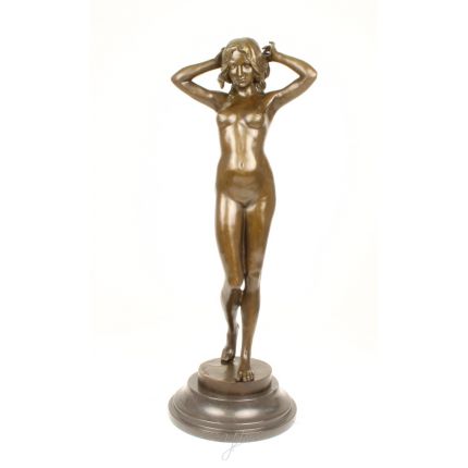Bronzefigur stehende nackte Frau